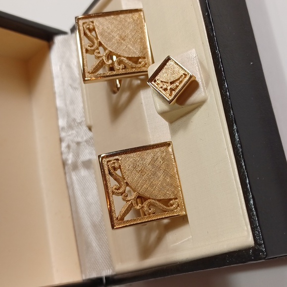 Vintage Bel Air Cufflinks set - Picture 2 of 6